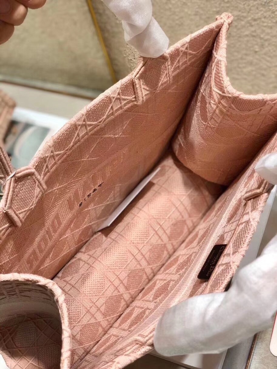 D*or small book tote bag in pink cannage embroidery