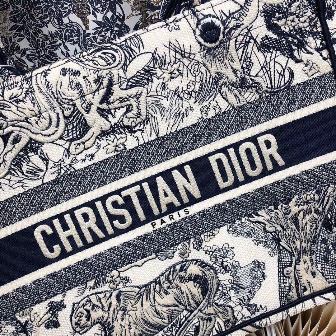 D*or small book tote in blue toile de jouy canvas
