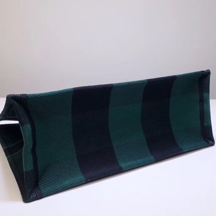 D*or book tote bag in green/black check embroidered canvas