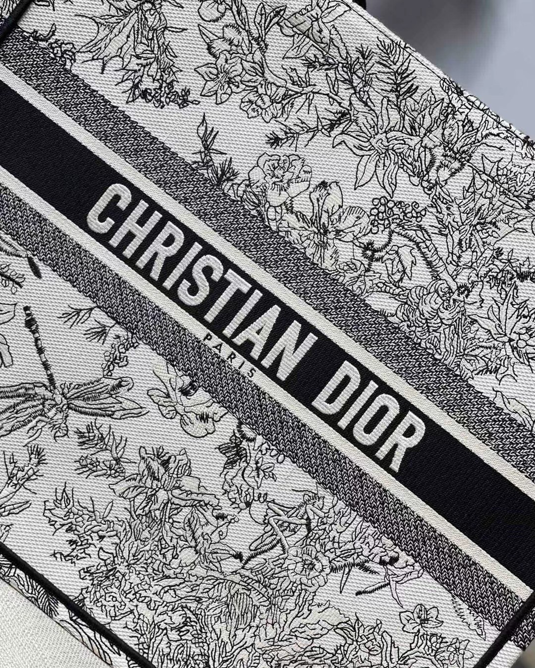 D*or large book tote in blue toile de jouy flowers embroidery