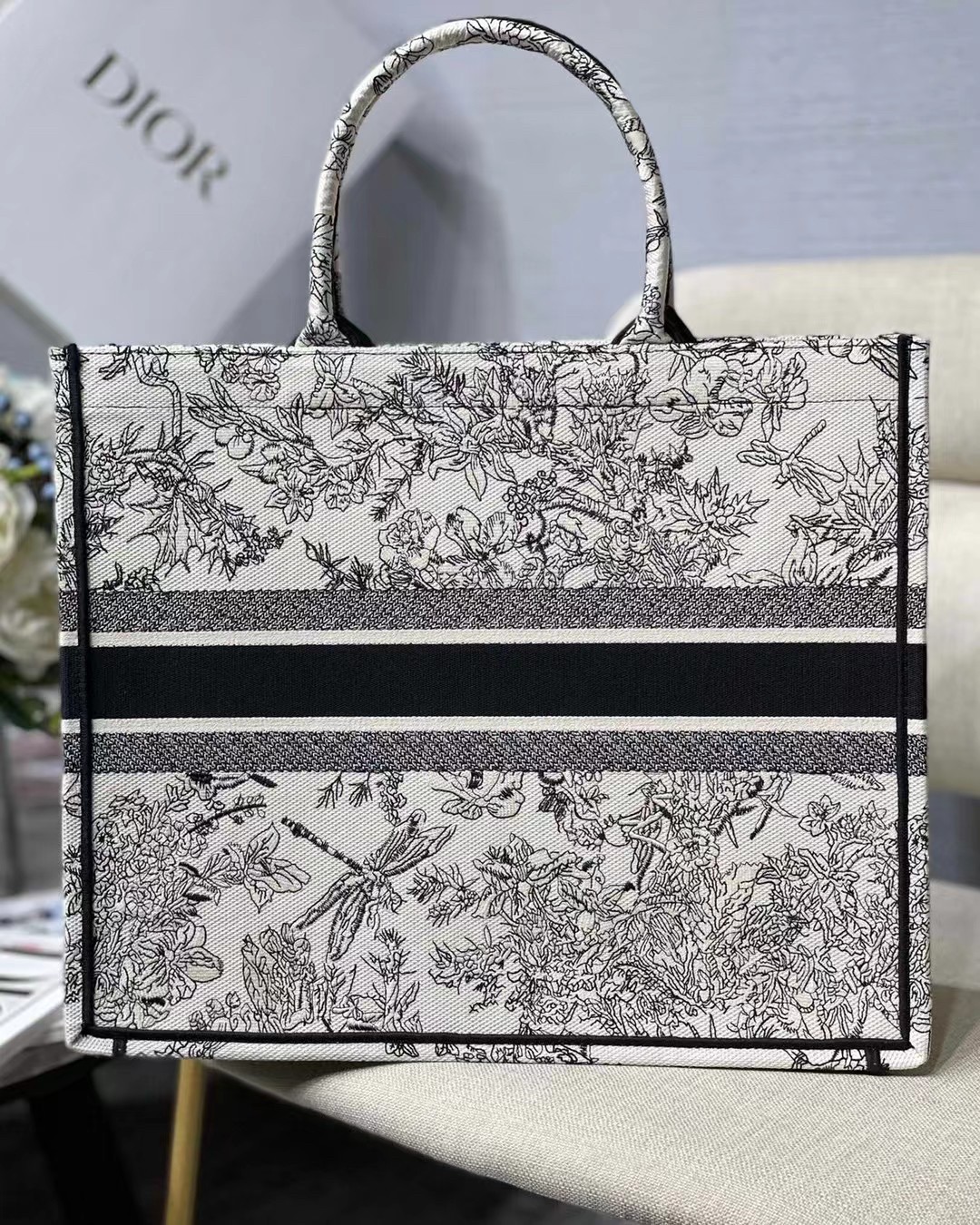 D*or large book tote in blue toile de jouy flowers embroidery