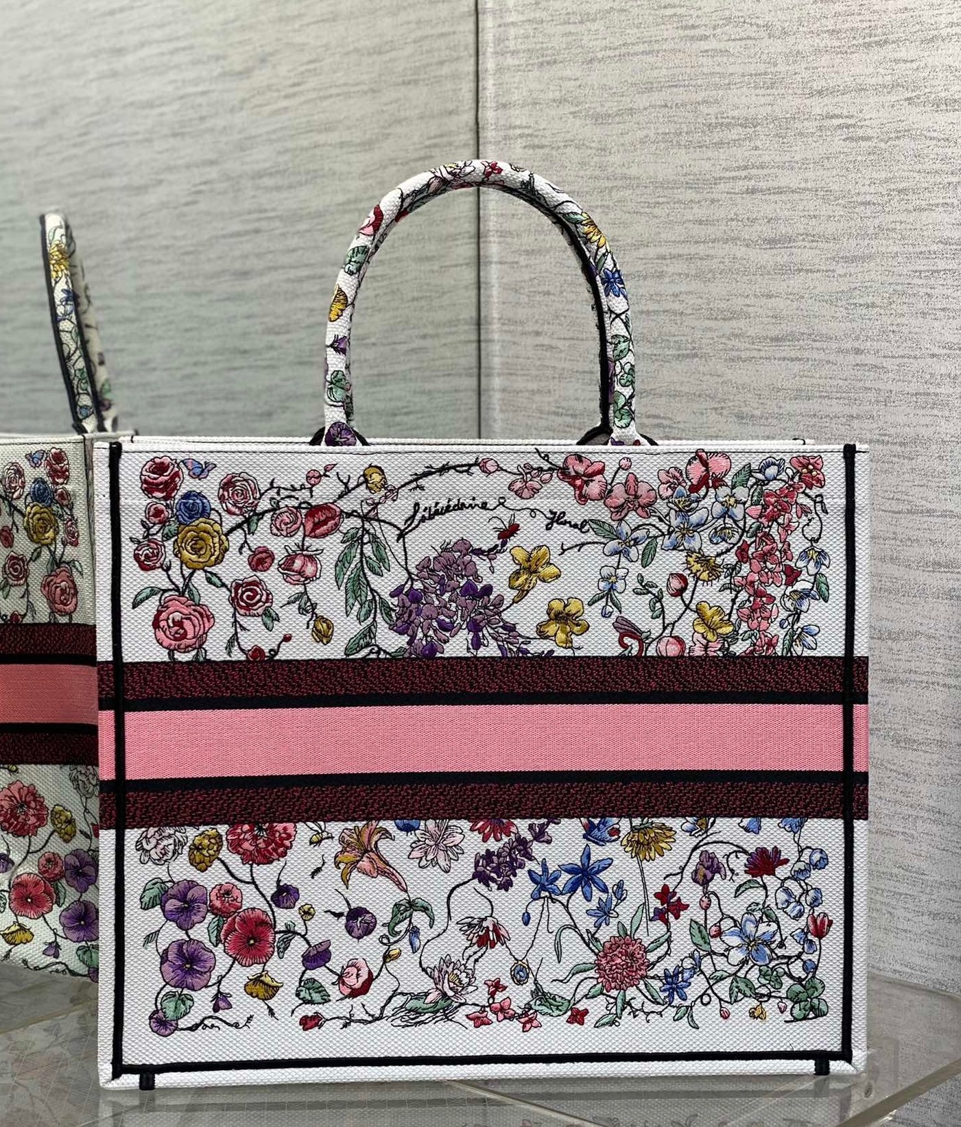 D*or large book tote bag in white multicolor florilegio embroidery