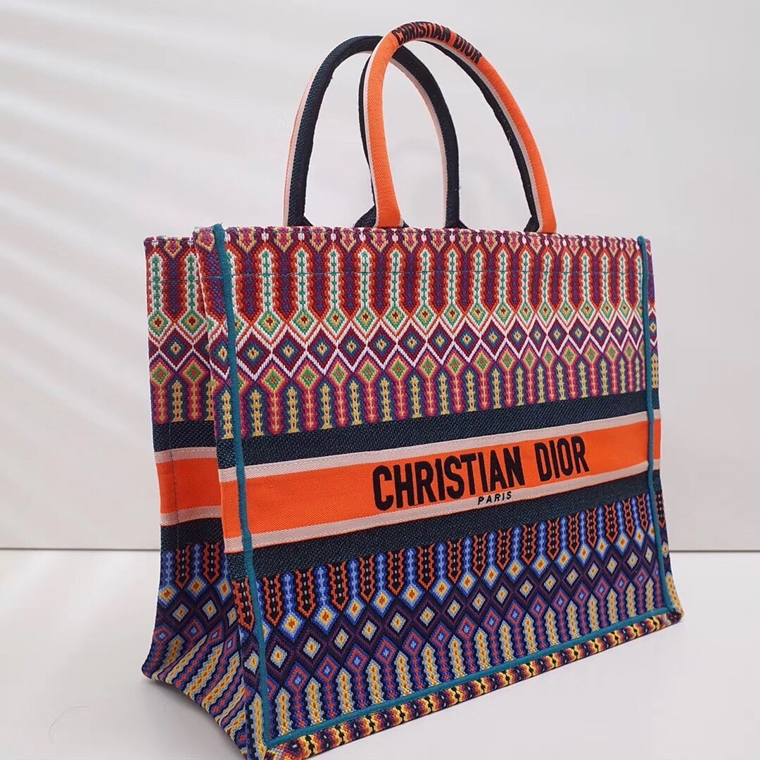 D*or book tote bag in multicolour embroidered canvas
