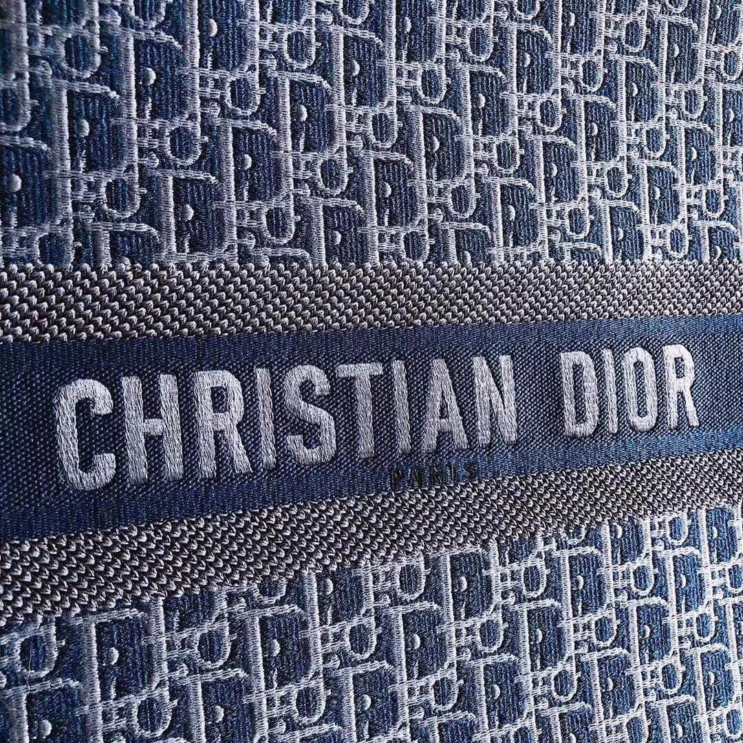 D*or book tote bag in denim blue oblique canvas