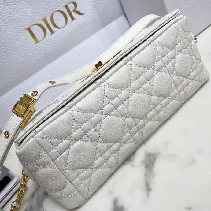 D*or caro medium bag in white cannage calfskin