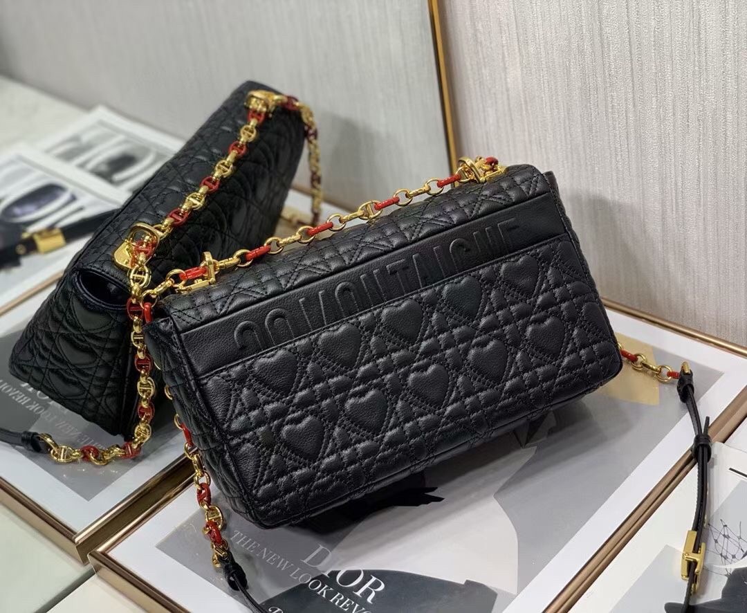 D*or medium D*oramour caro black bag with heart motif