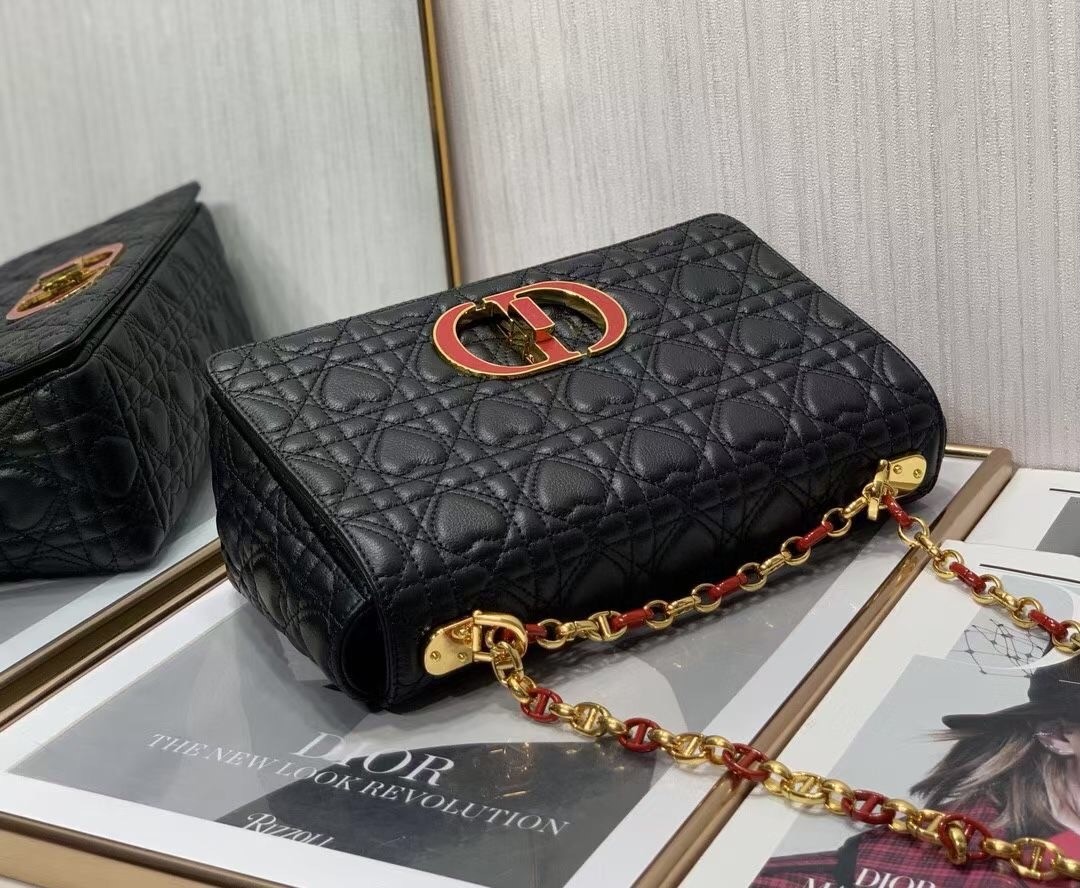 D*or medium D*oramour caro black bag with heart motif