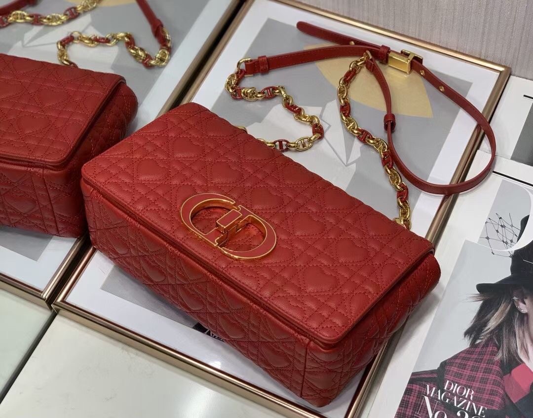 D*or medium D*oramour caro red bag with heart motif