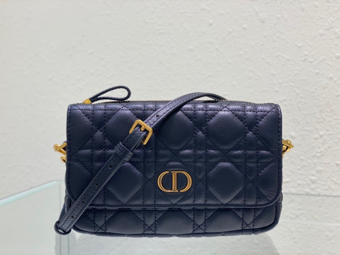 D*or caro pouch in black cannage calfskin