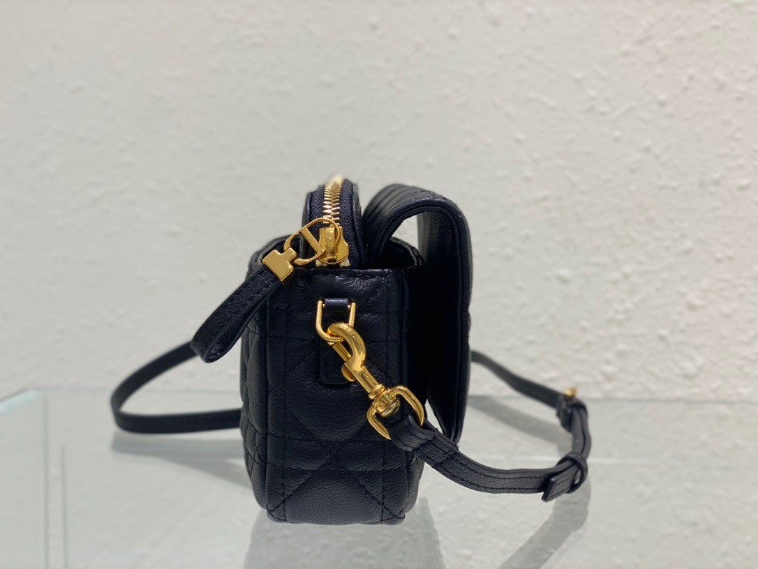 D*or caro pouch in black cannage calfskin