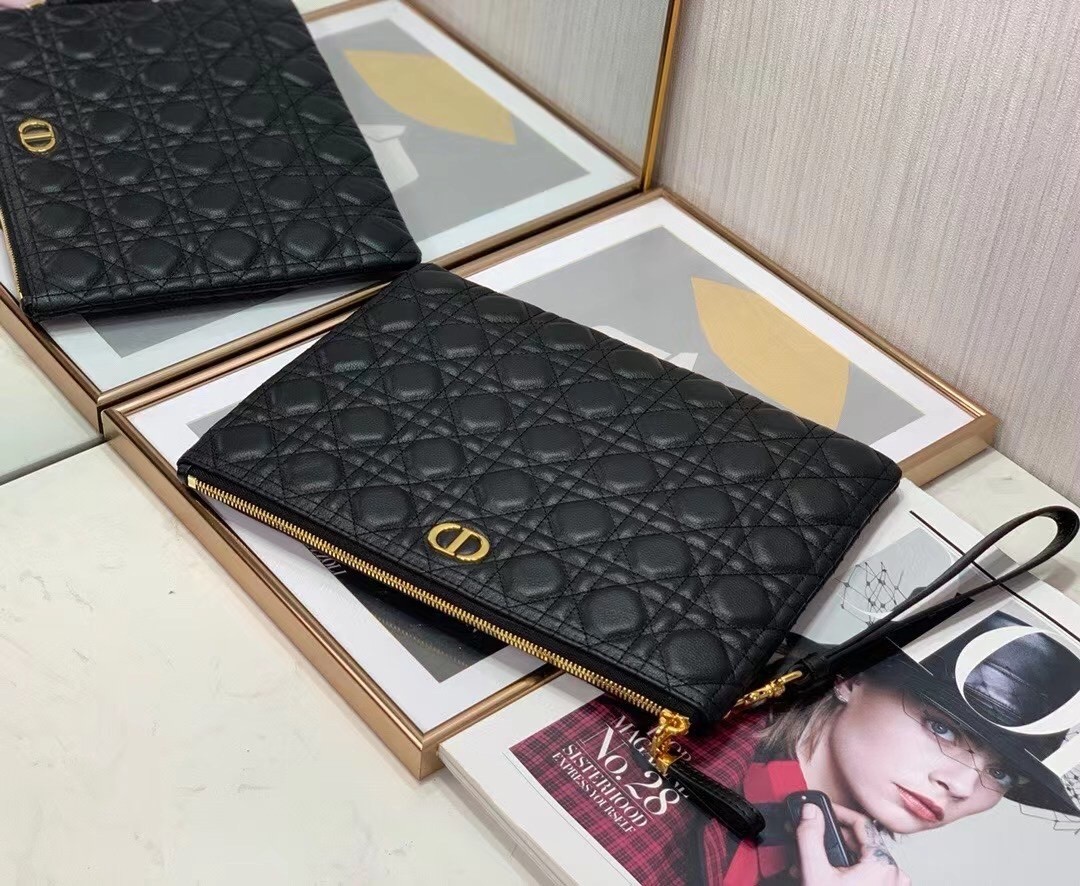 D*or large caro daily pouch in black calfskin