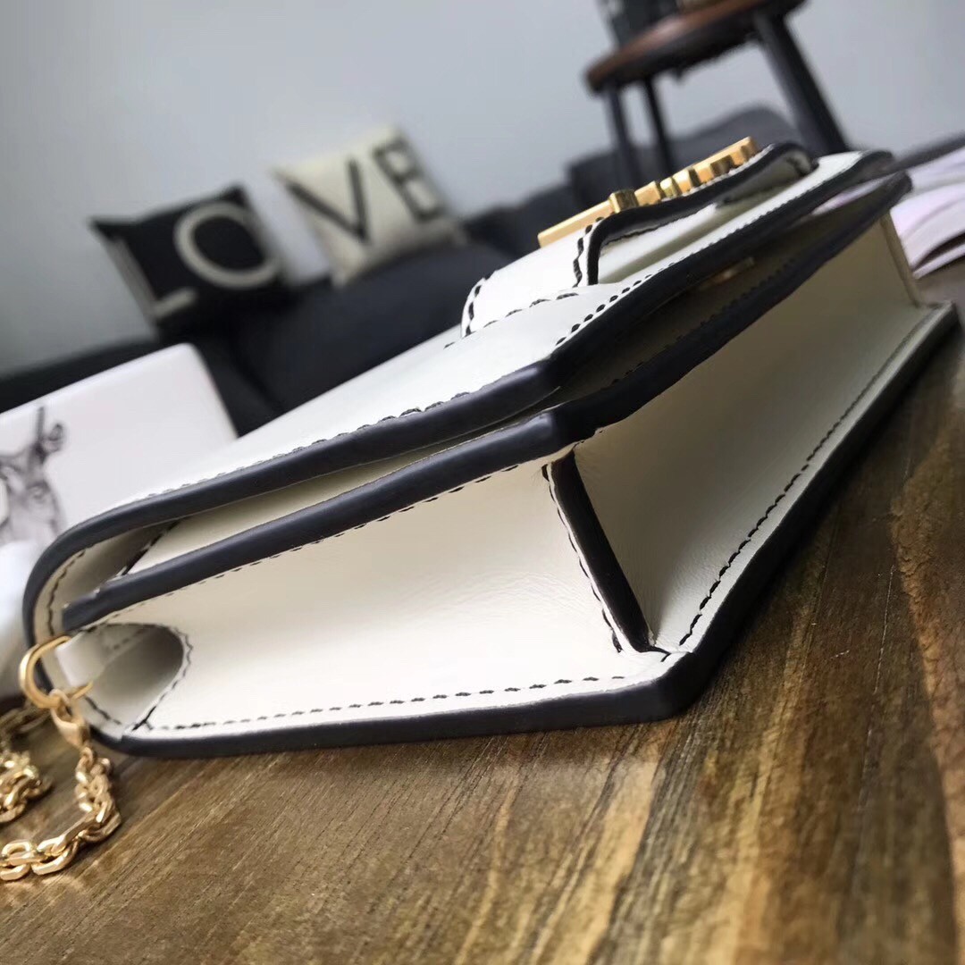 D*or white j’aD*or wallet on chain pouch