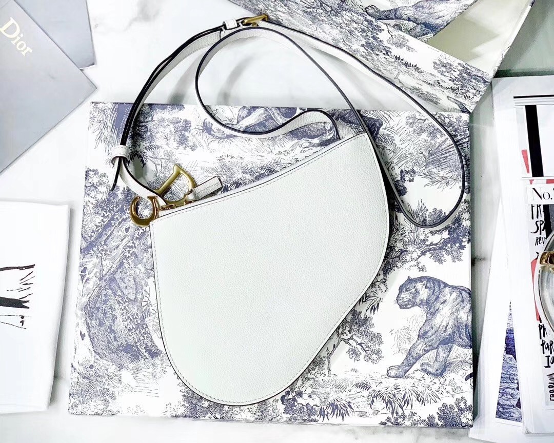 D*or saddle trio pouch with strap in white calfskin