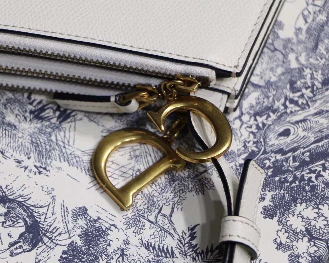 D*or saddle trio pouch with strap in white calfskin