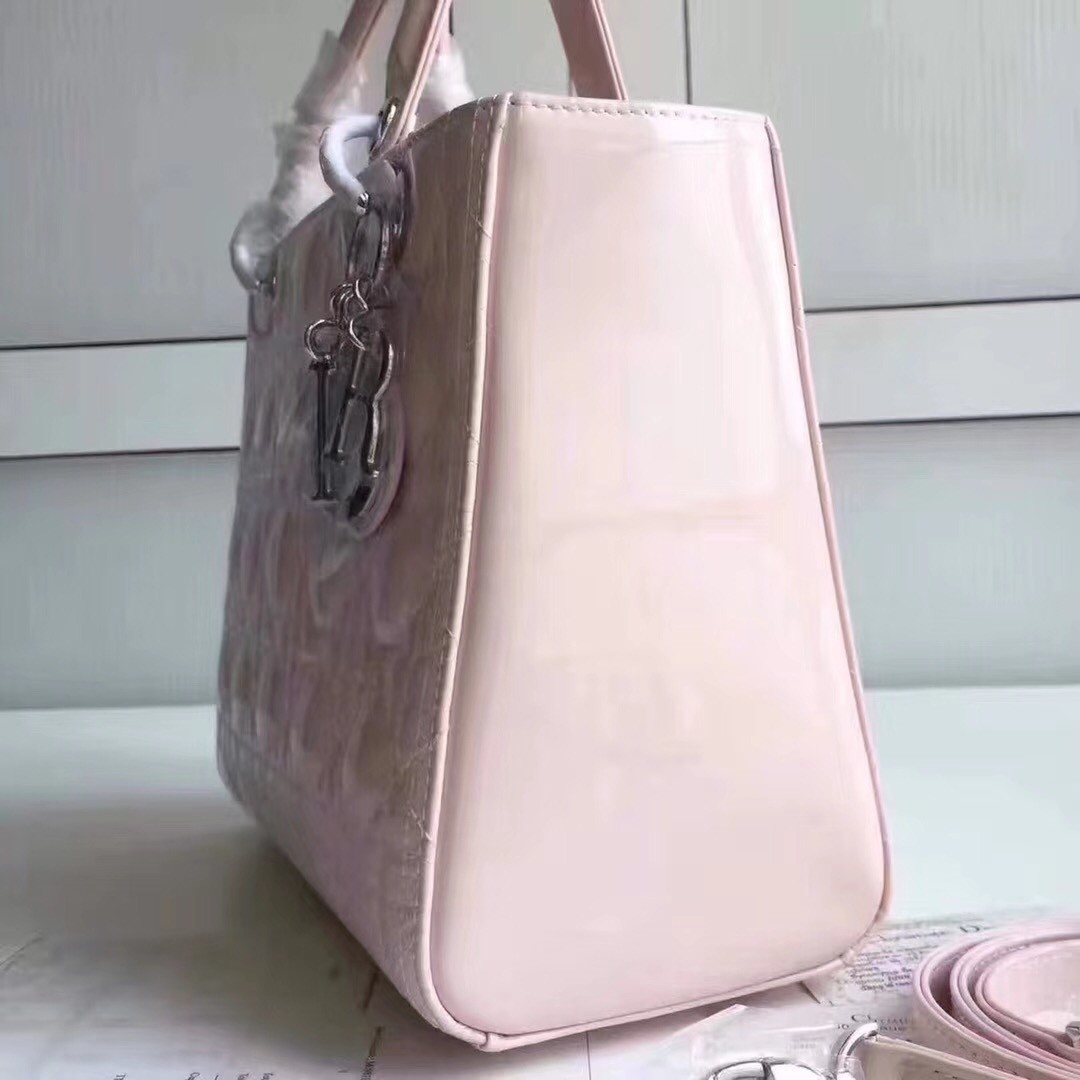D*or medium lady D*or bag in pink patent leather