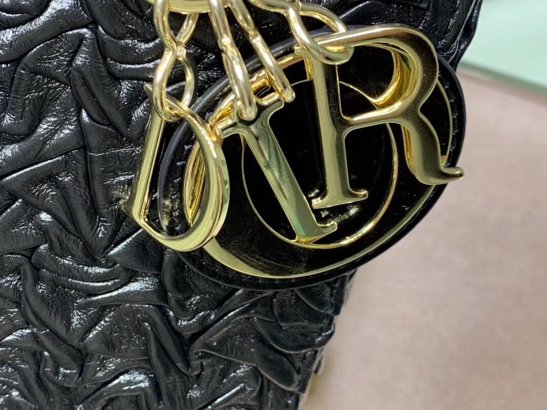 D*or lady D*or medium bag in black wavy crinkled lambskin