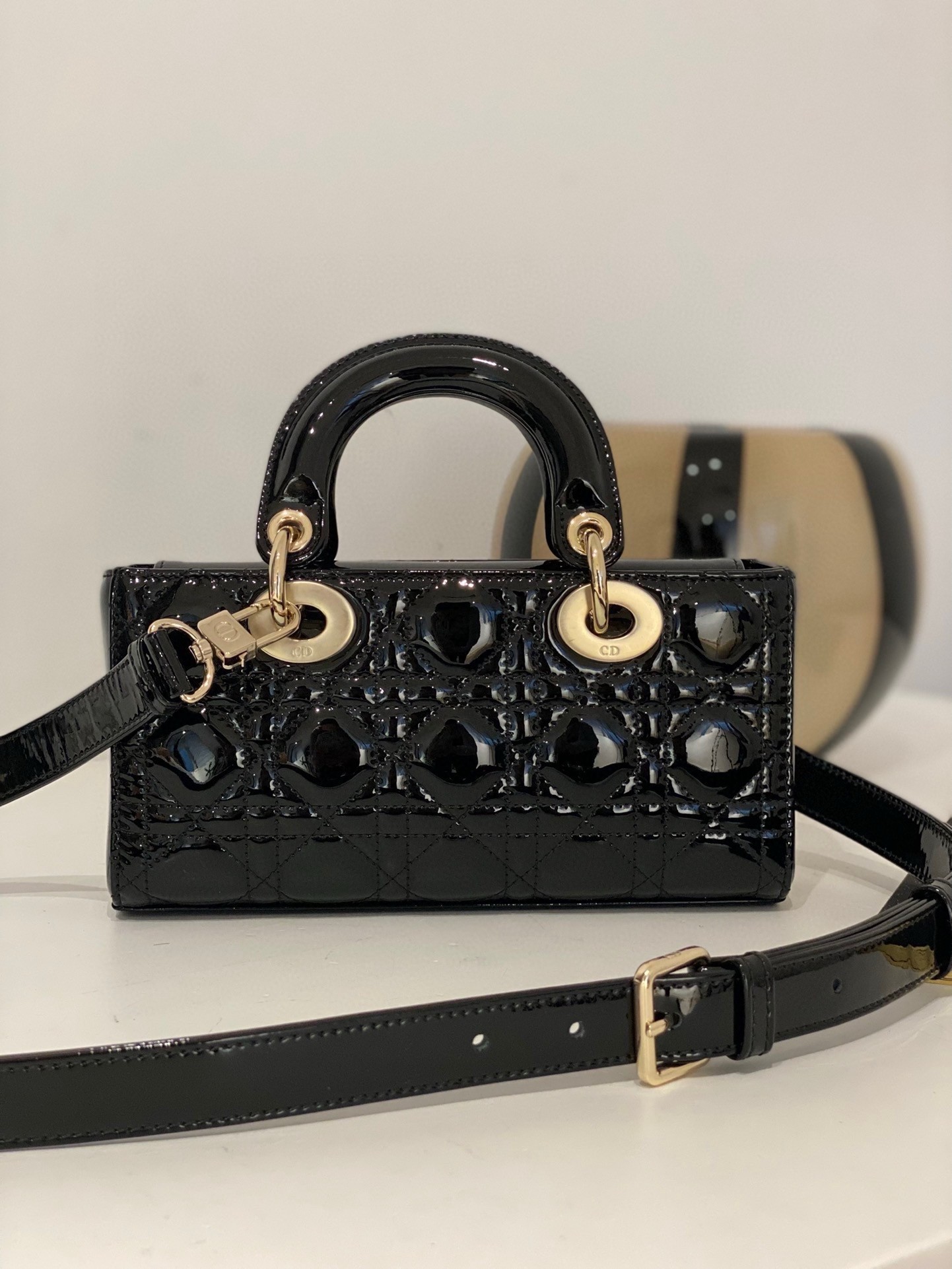 D*or lady d-joy small bag in black patent calfskin