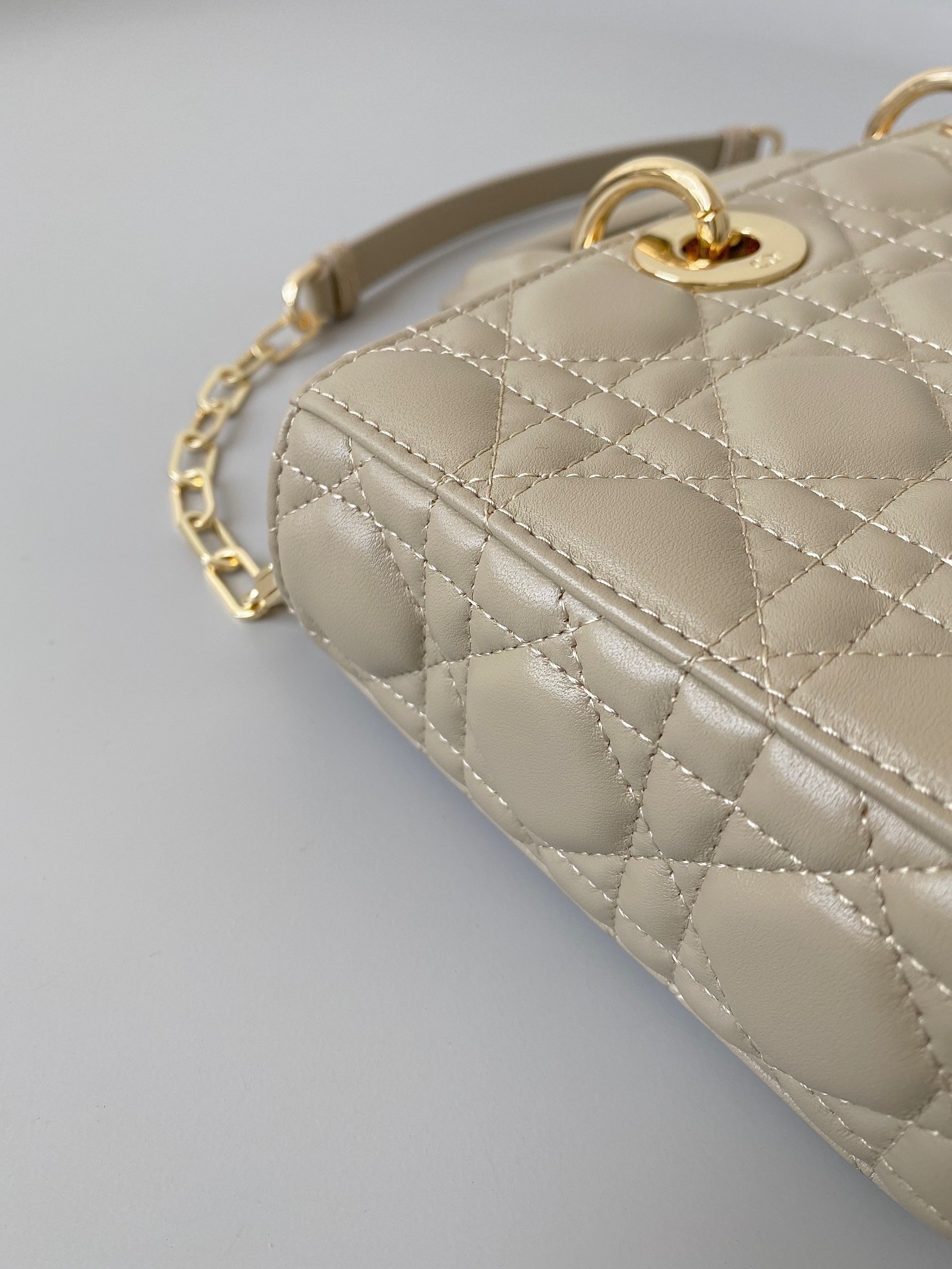 D*or lady d-joy medium bag in sand cannage lambskin