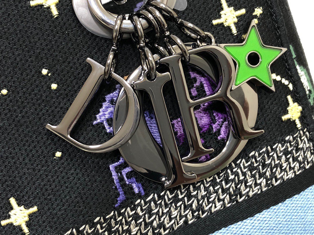 D*or medium lady d-lite bag in black pixel zodiac embroidery