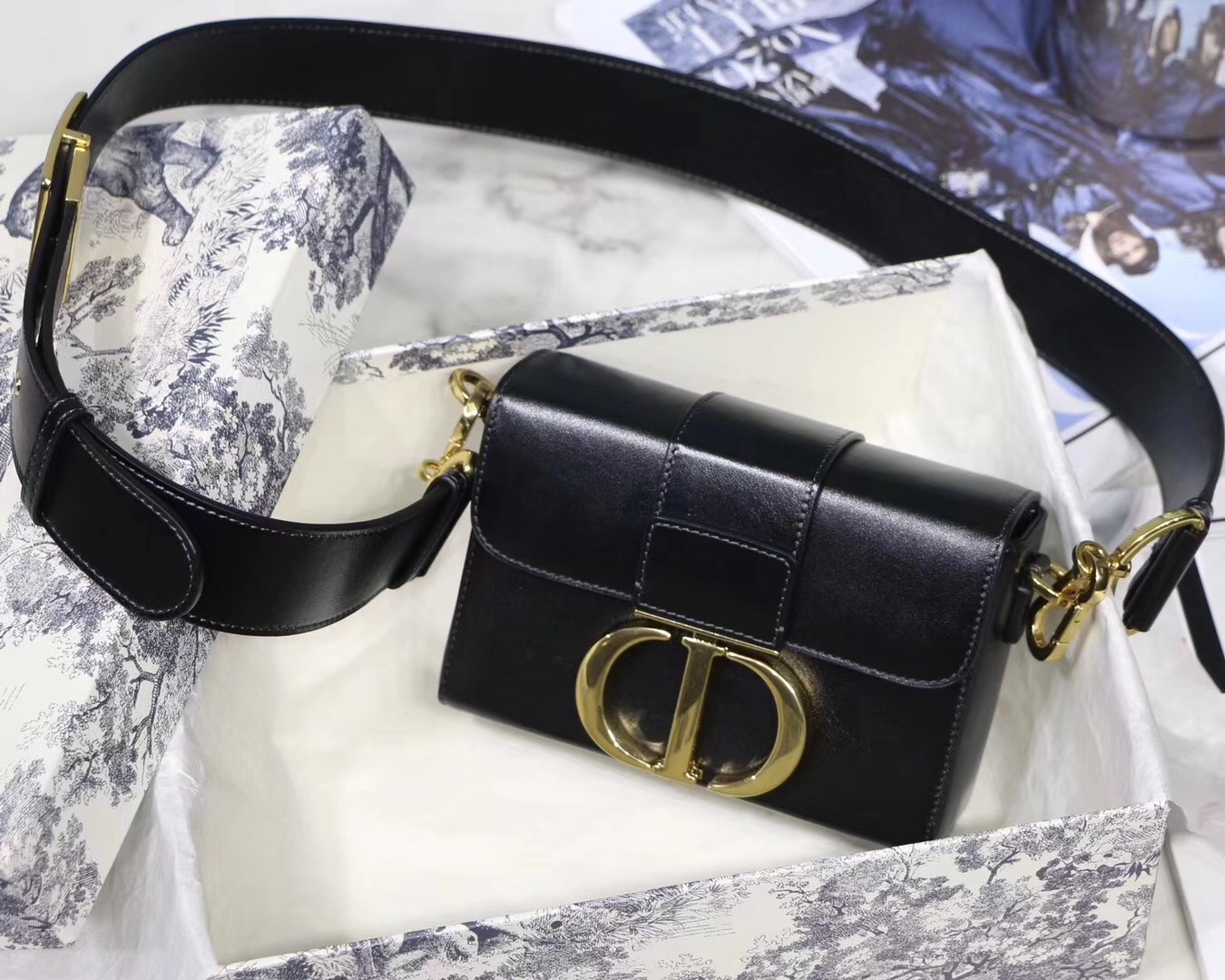 D*or 30 montaigne box bag in black lambskin