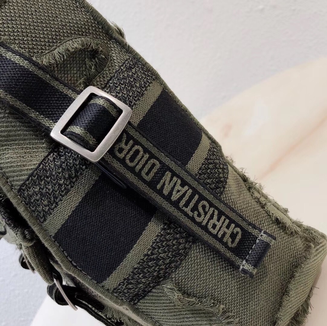 D*or D*orcamp messenger bag in green camouflage canvas