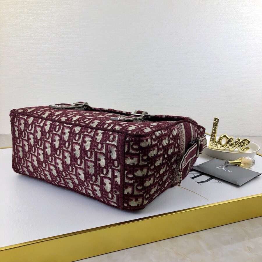 D*or bordeaux oblique D*orcamp messenger bag