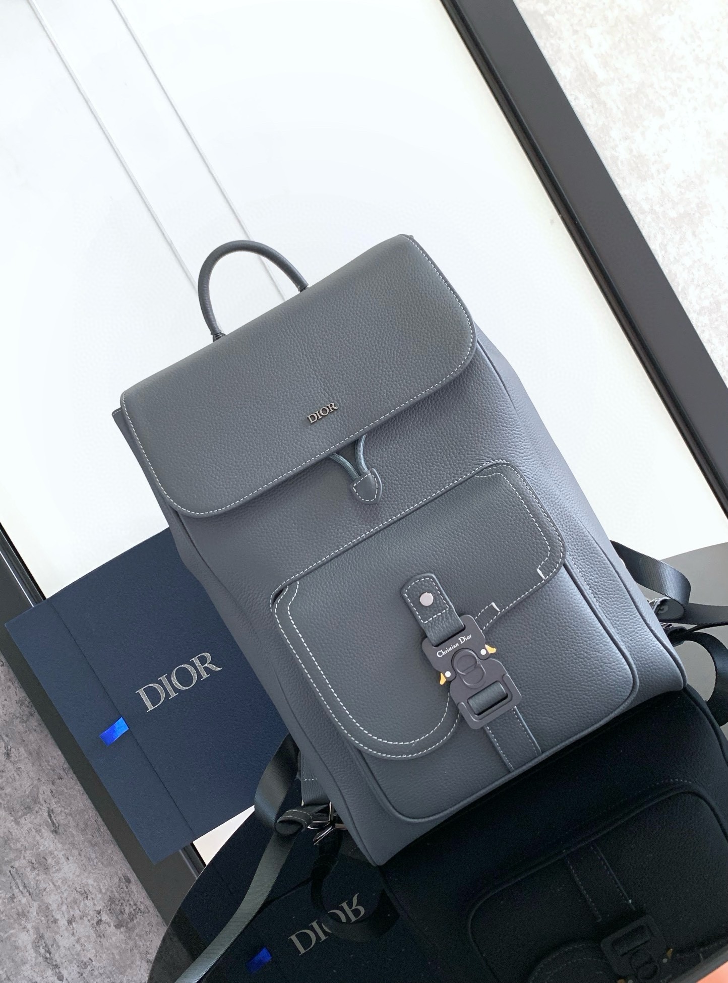 D*or saddle backpack with flap in grey grained calfskin
