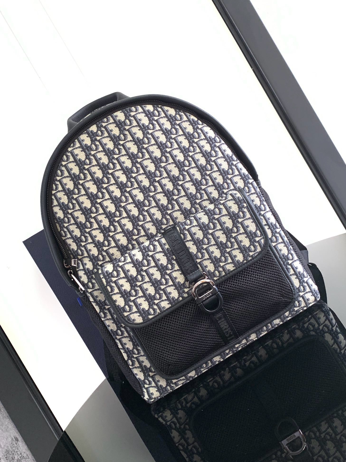 D*or 8 backpack in beige and black D*or oblique jacquard