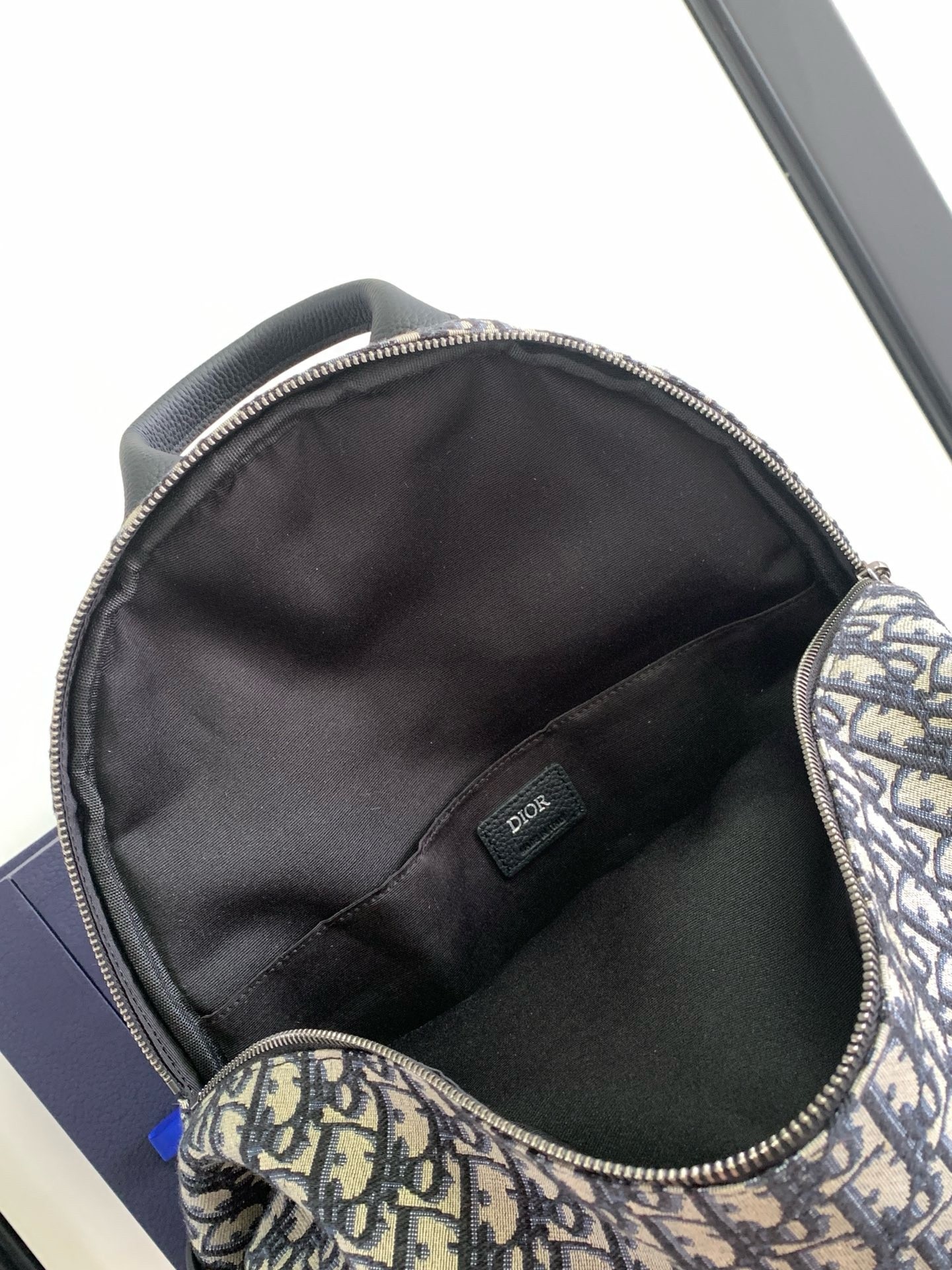 D*or 8 backpack in beige and black D*or oblique jacquard