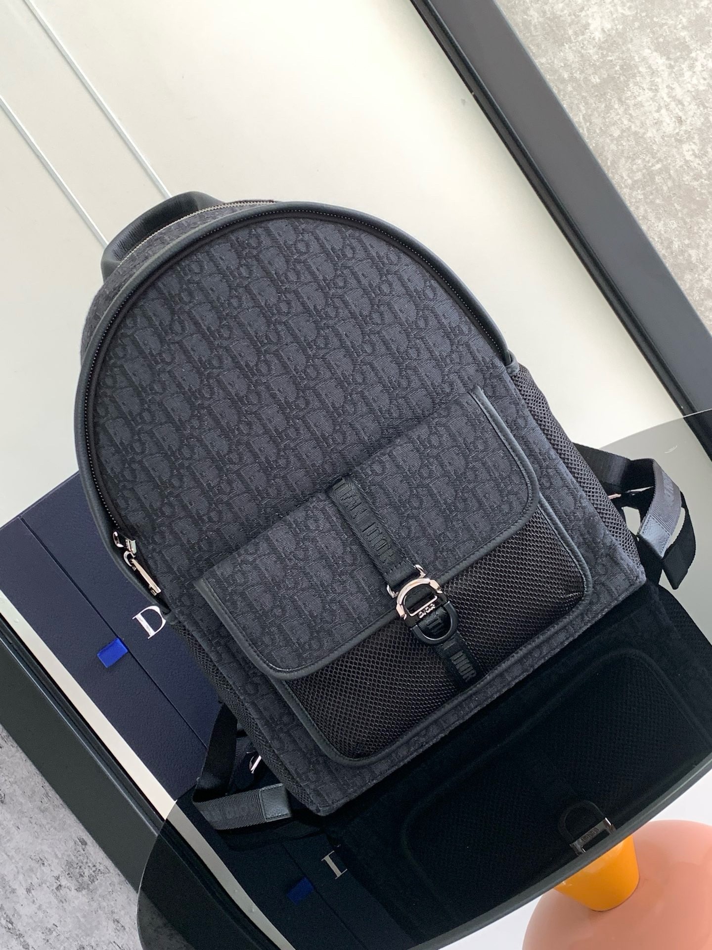 D*or 8 backpack in black D*or oblique jacquard