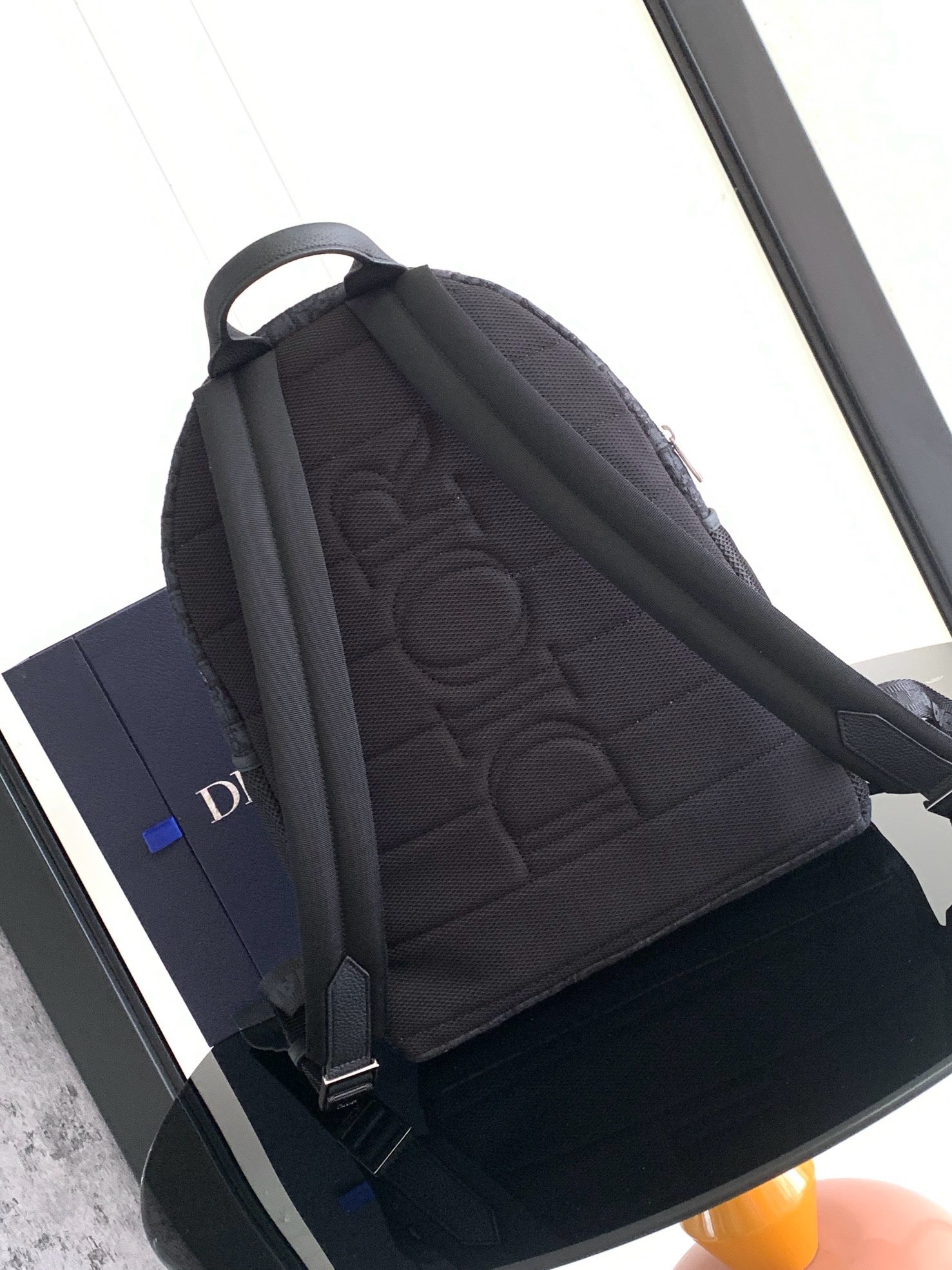 D*or 8 backpack in black D*or oblique jacquard