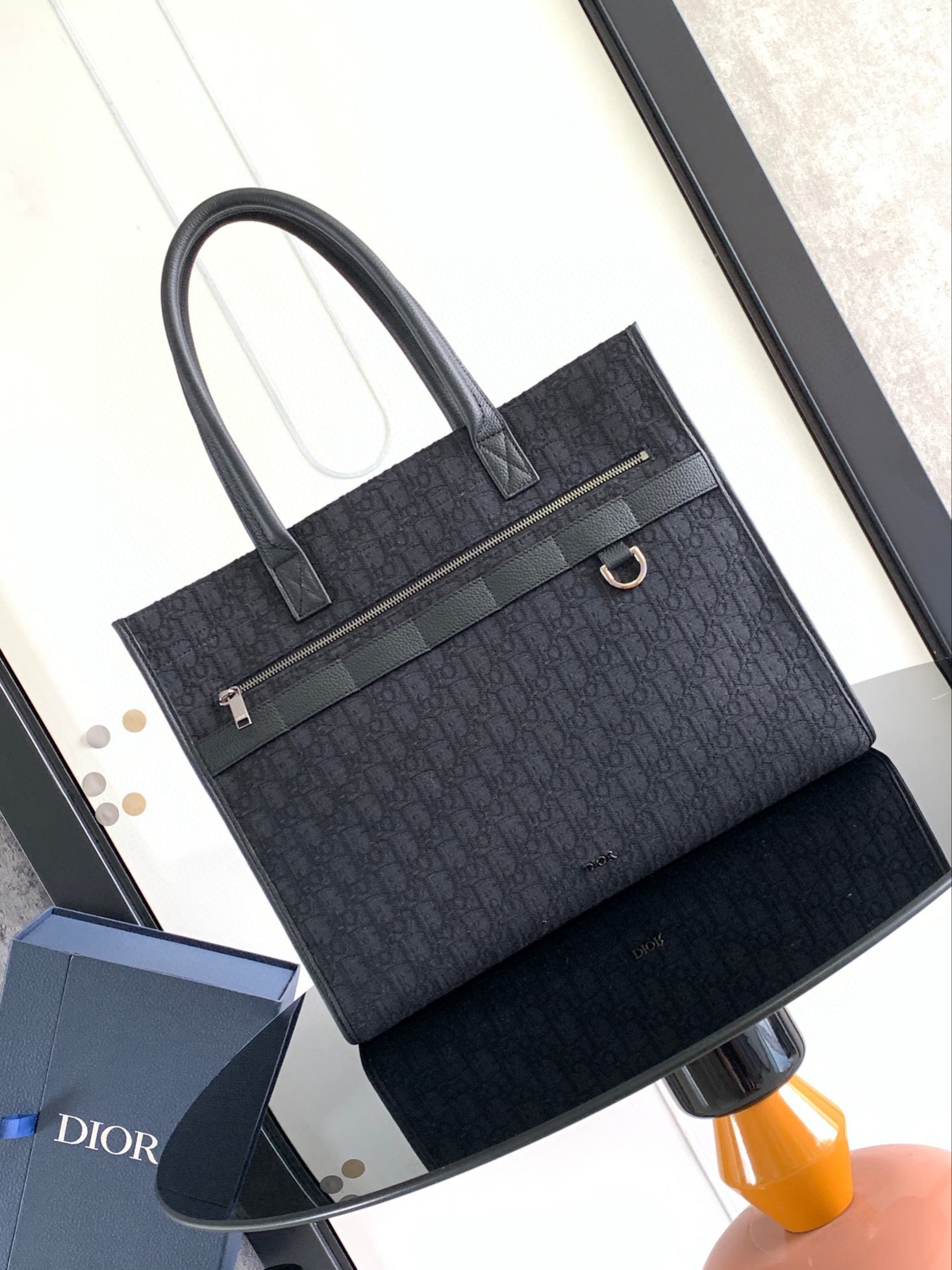D*or safari tote bag in black D*or oblique jacquard