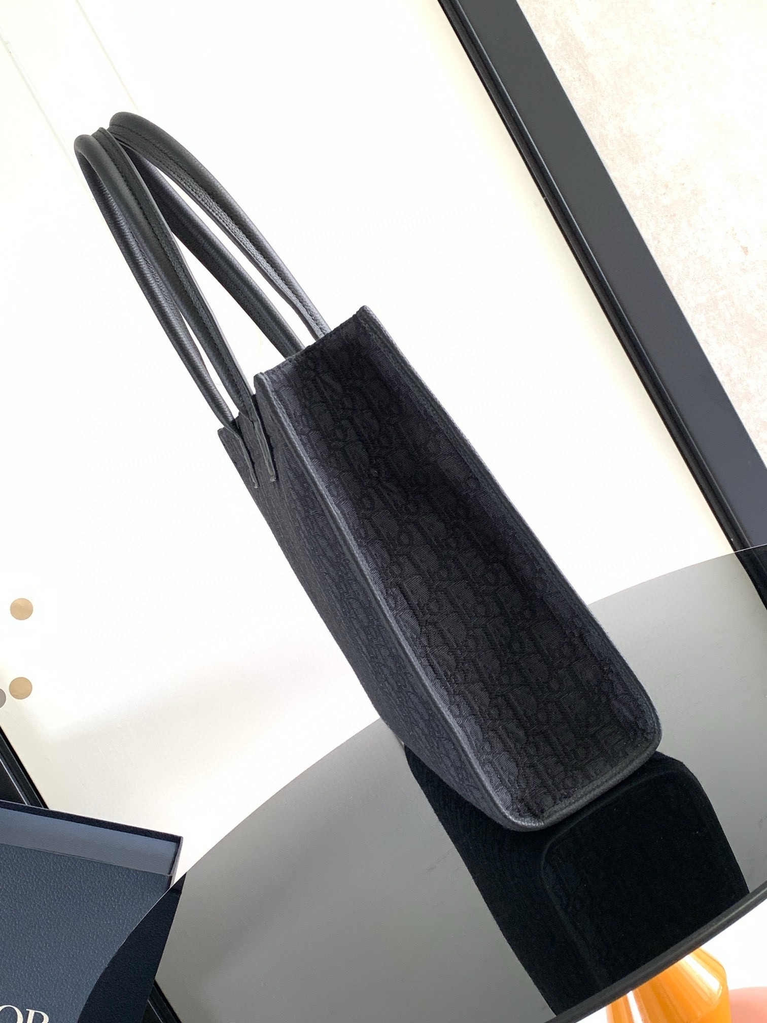 D*or safari tote bag in black D*or oblique jacquard
