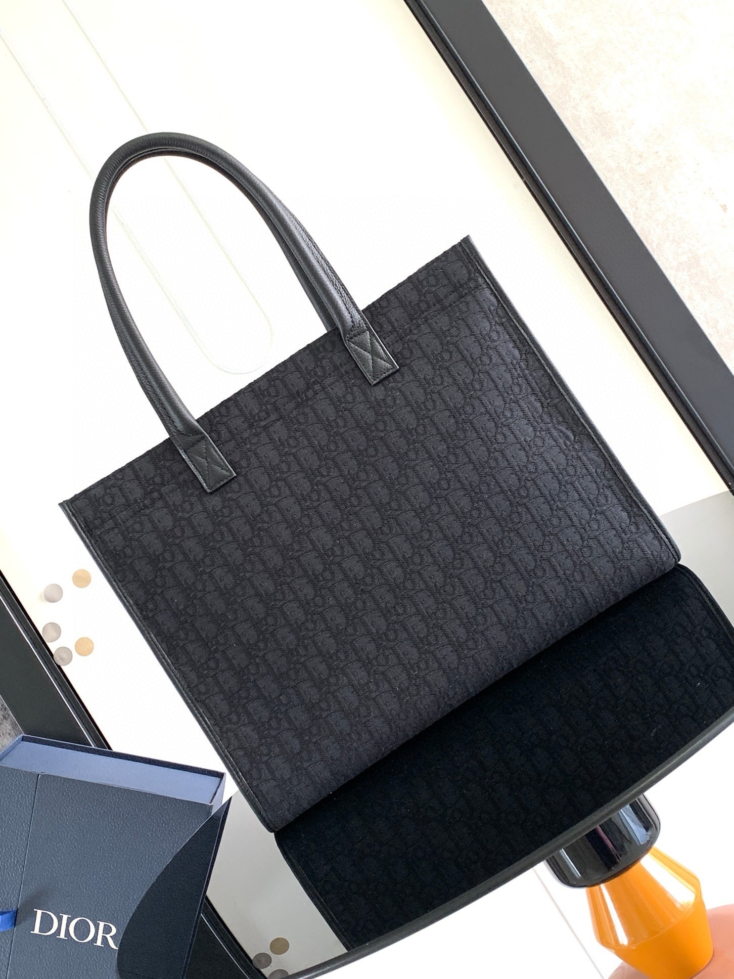 D*or safari tote bag in black D*or oblique jacquard