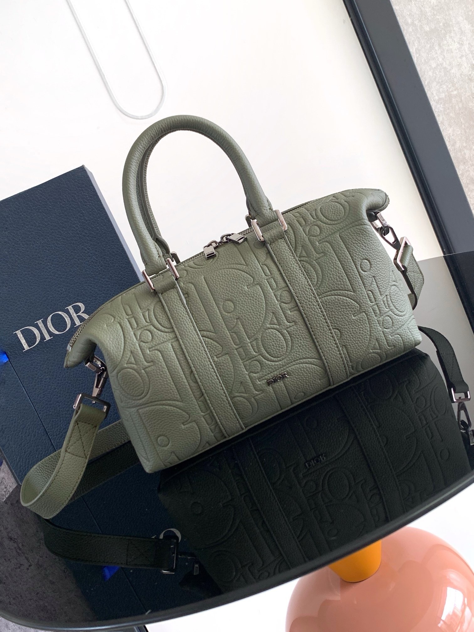 D*or weekender 25 bag in khaki D*or gravity leather