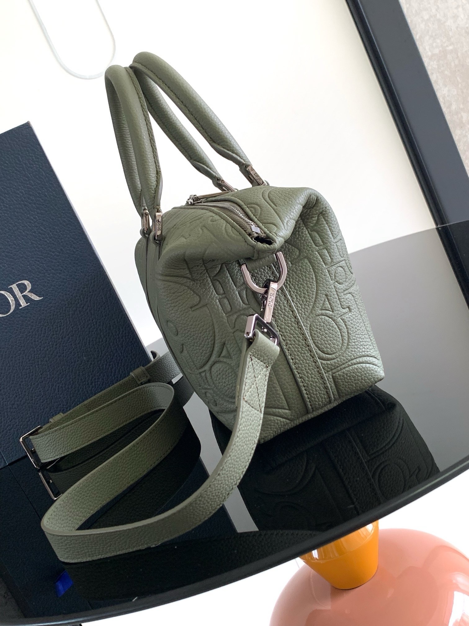 D*or weekender 25 bag in khaki D*or gravity leather