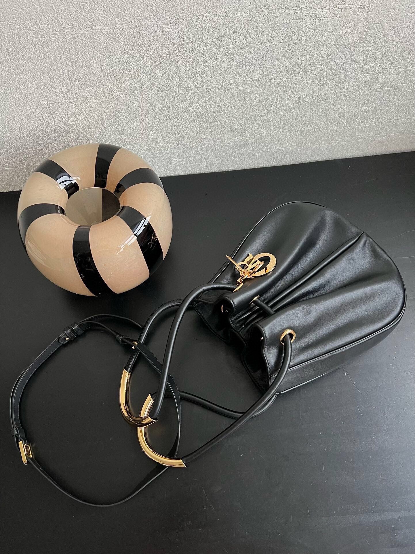 D*or nolita medium bag in black calfskin
