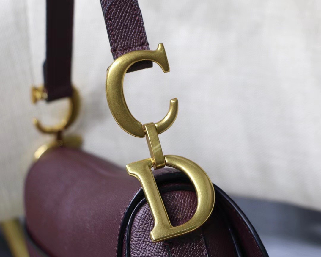 D*or saddle bag in bordeaux grained calfskin