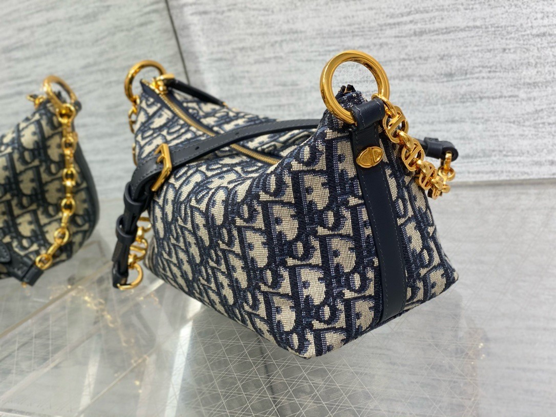 D*or D*orstar hobo bag with chain in blue oblique jacquard
