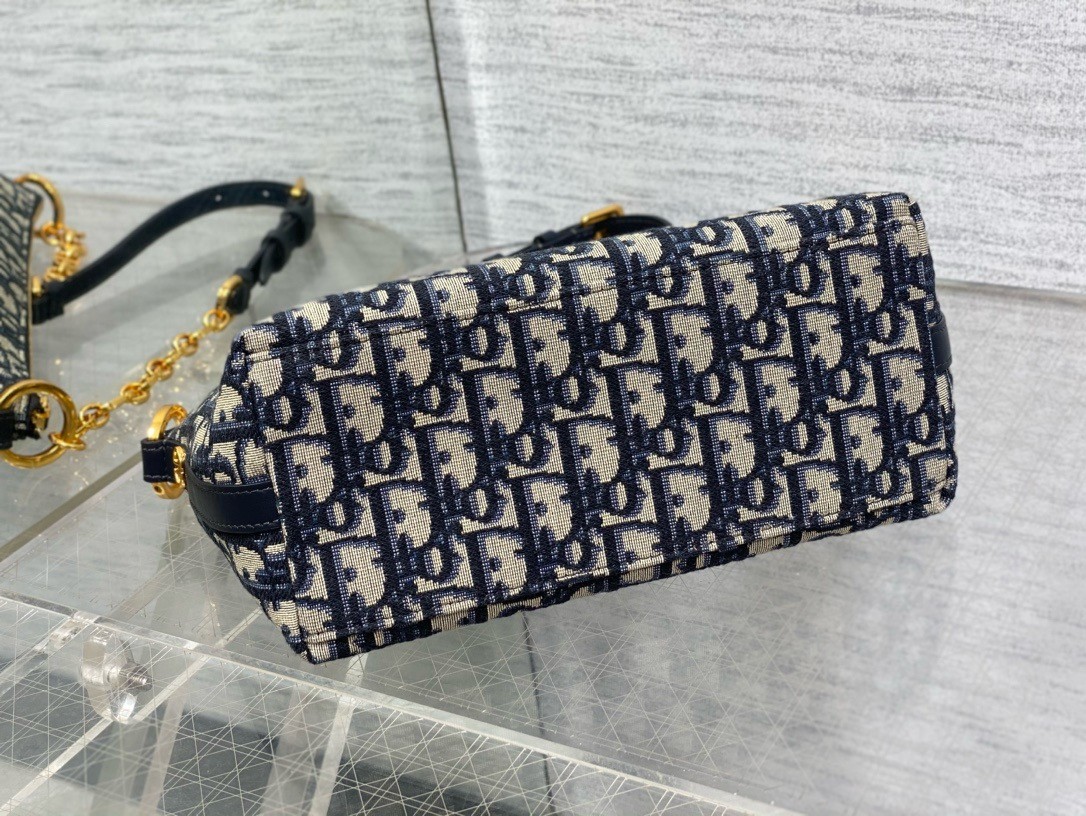 D*or D*orstar hobo bag with chain in blue oblique jacquard