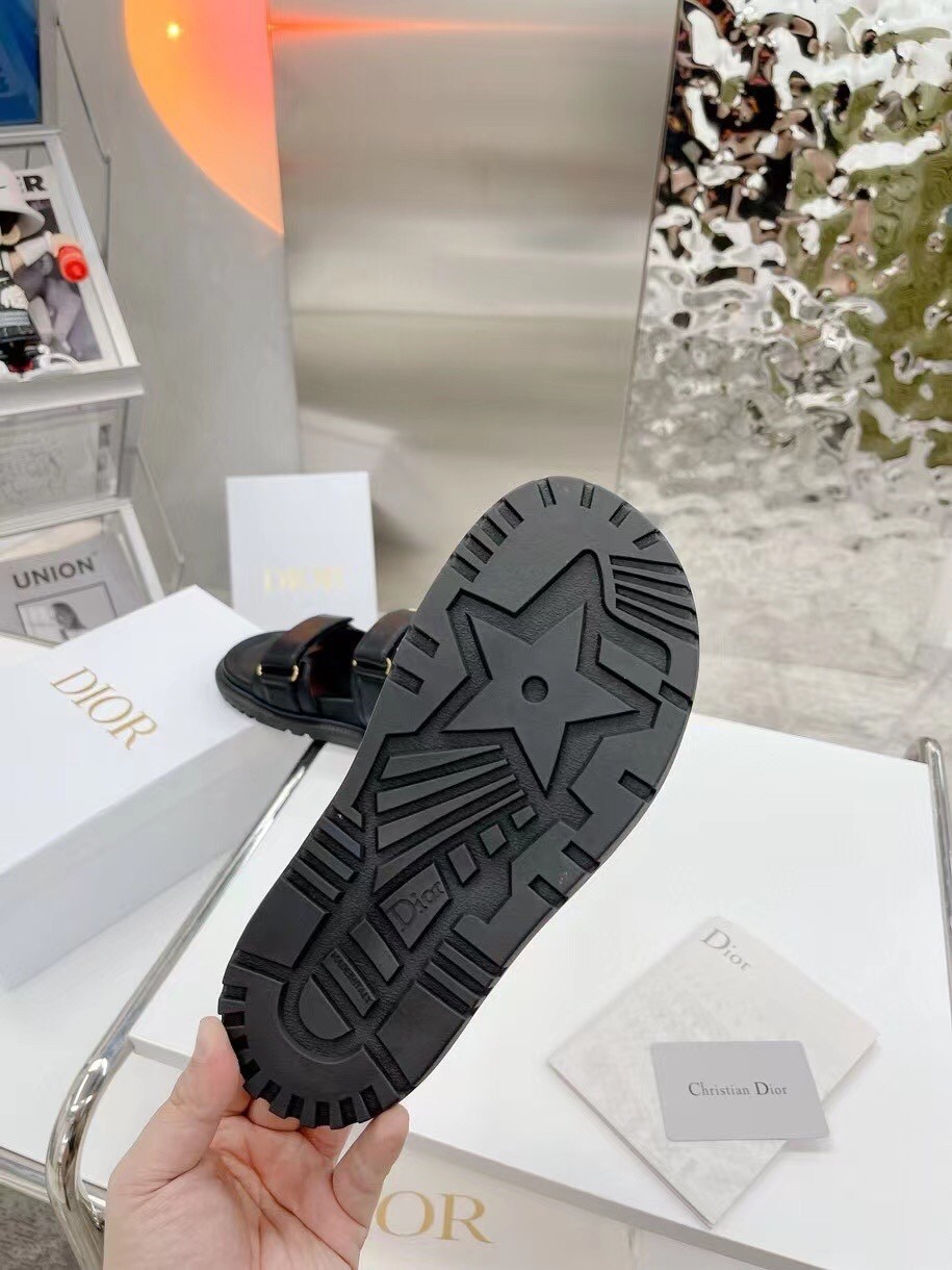 D*or D*oract sandals in black lambskin