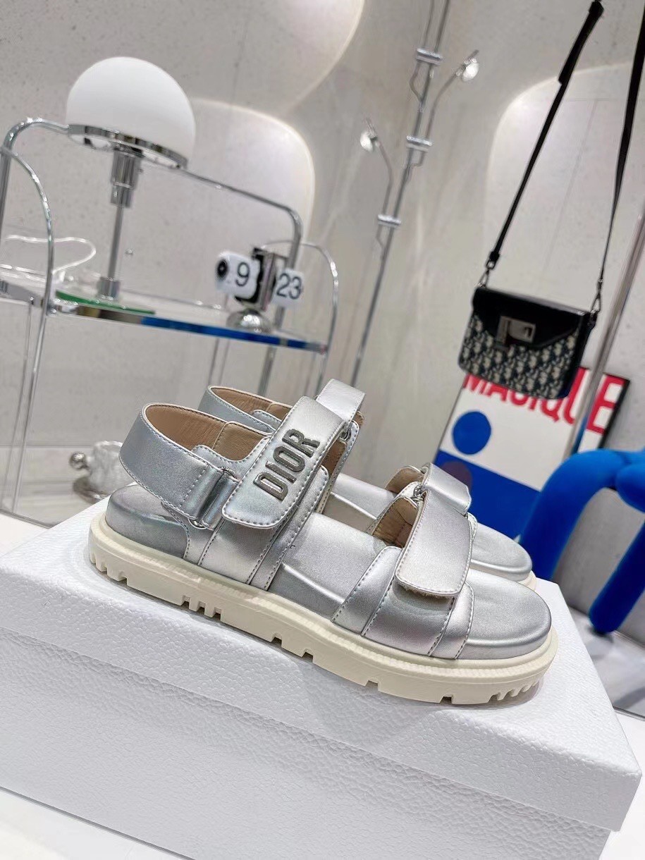 D*or D*oract sandals in silver laminated calfskin