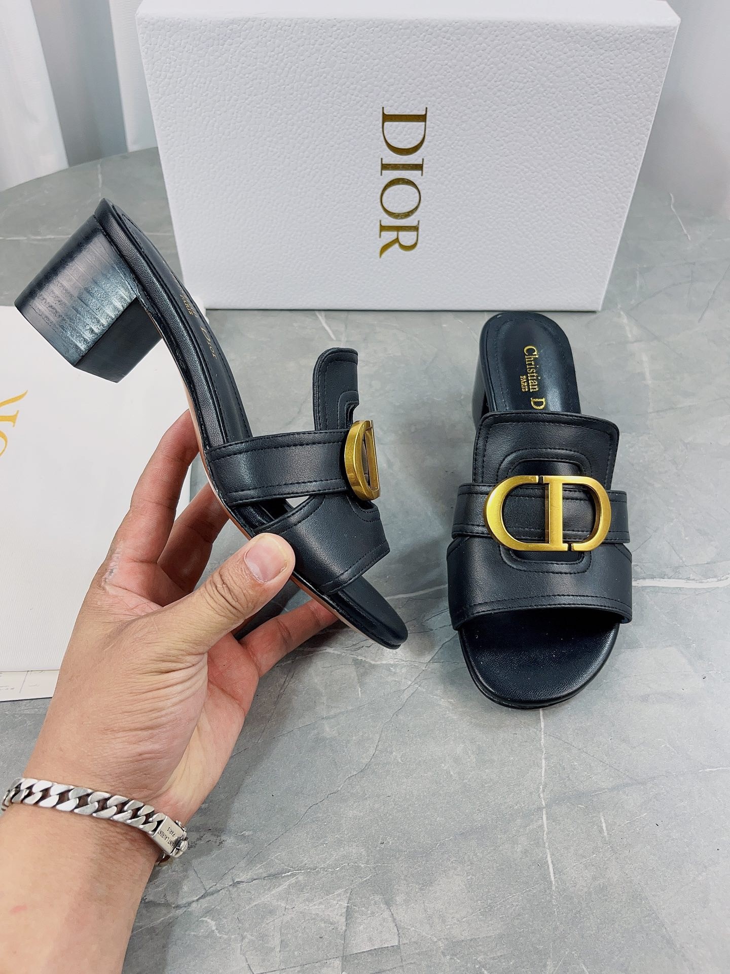 D*or 30 montaigne heeled slides in black calfskin