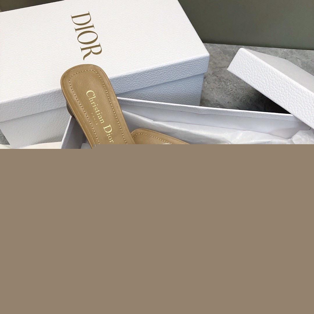 D*or D*oriviera dway heeled 35mm slides in raffia and white cotton