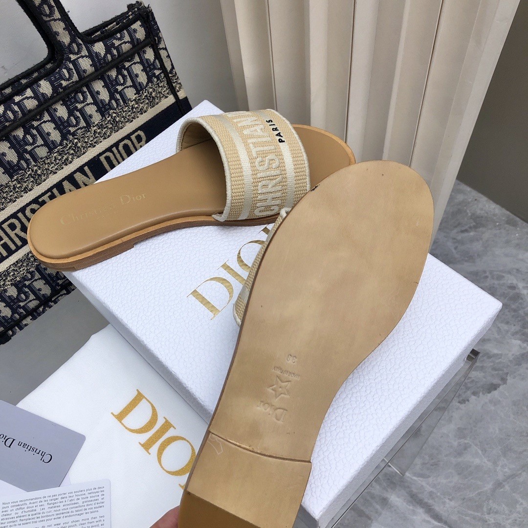 D*or D*oriviera dway slides in raffia and white embroidered cotton