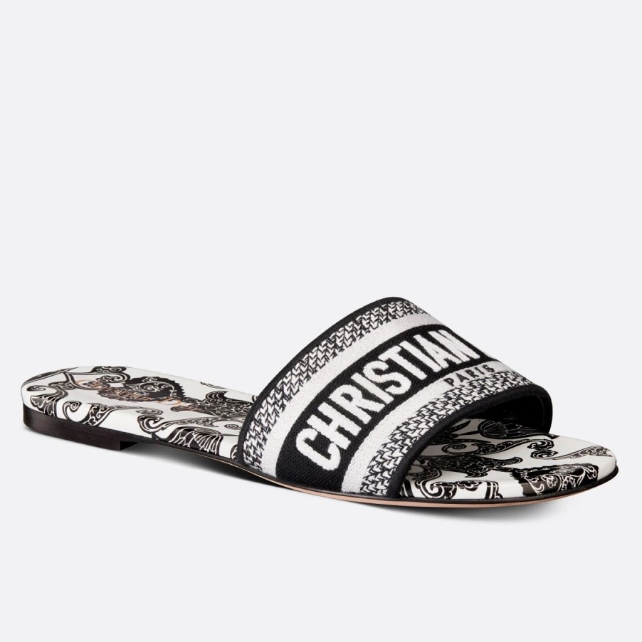 D*or dway slides in D*or bandana embroidery cotton