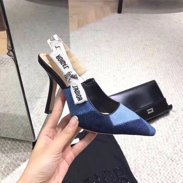 D*or j