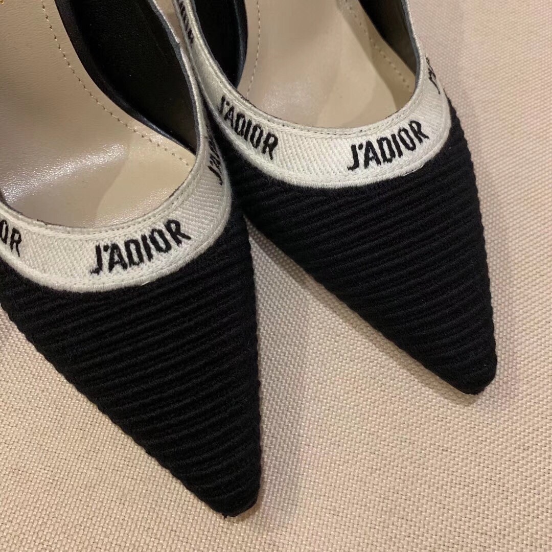 D*or j