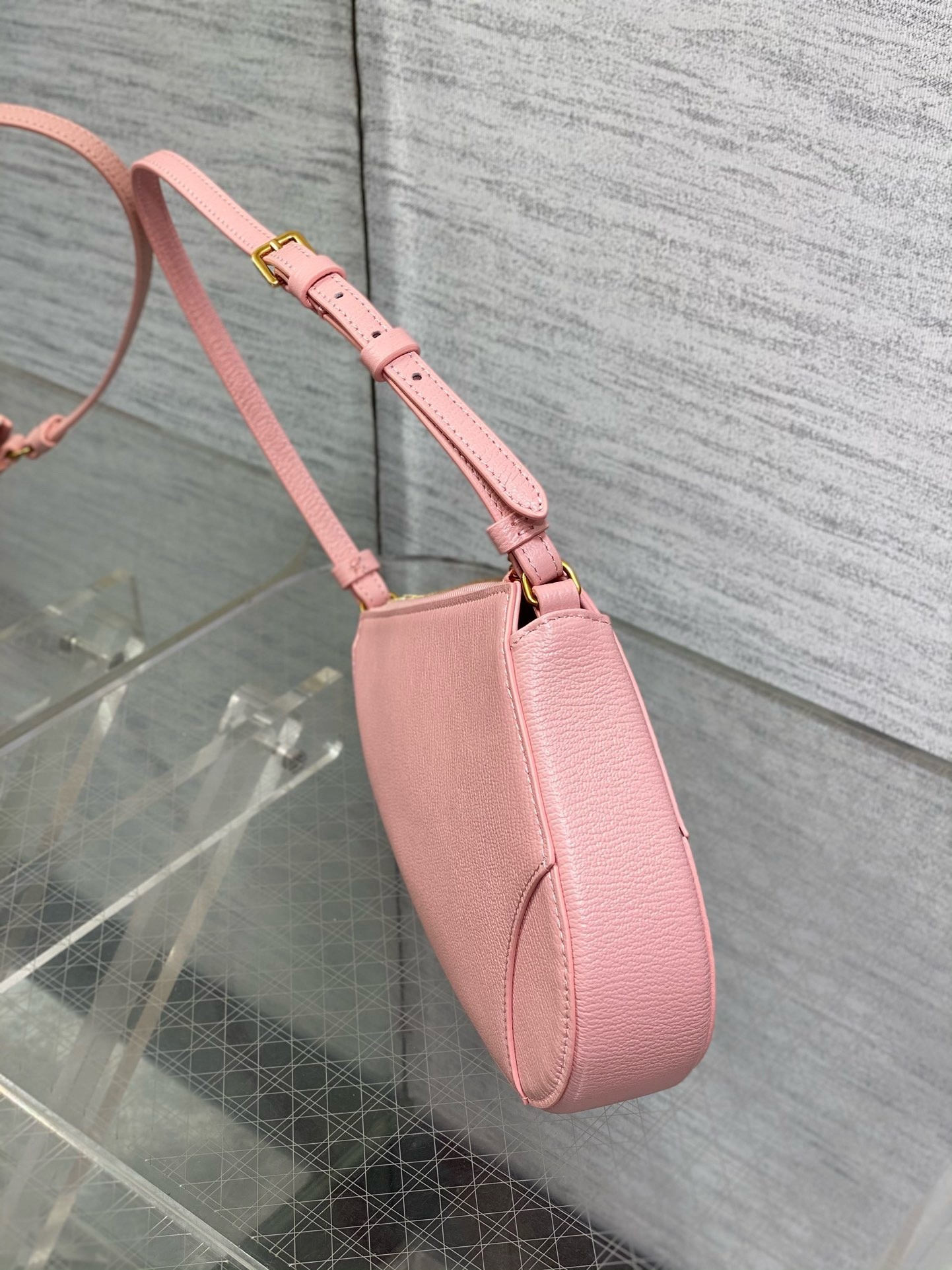 D*or saddle rodeo pouch in pink goatskin