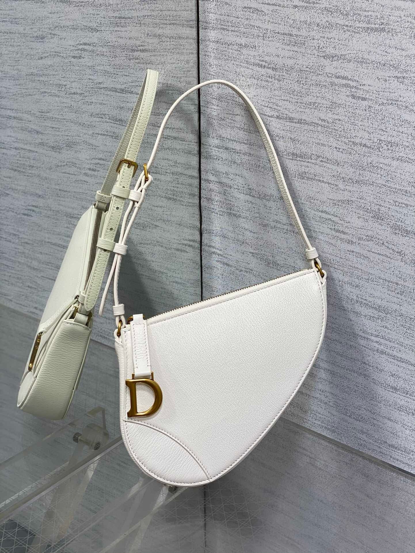 D*or saddle rodeo pouch in white goatskin
